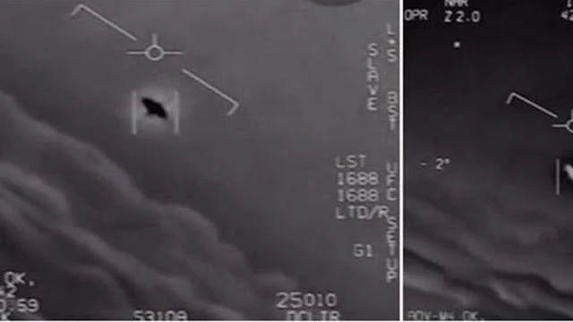 Αμερικανοί πιλότοι F-18 κυνηγούν αγνώστου ταυτότητας ιπτάμενο αντικείμενο – Bίντεο-ντοκουμέντο